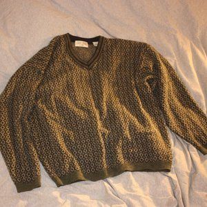 Pattern sweater